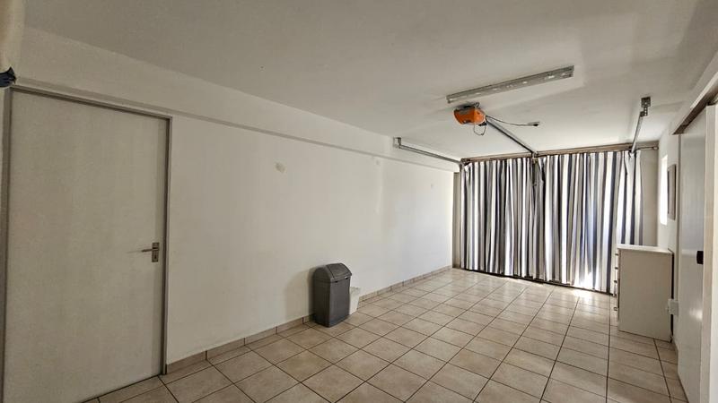 4 Bedroom Property for Sale in Lampiesbaai Western Cape